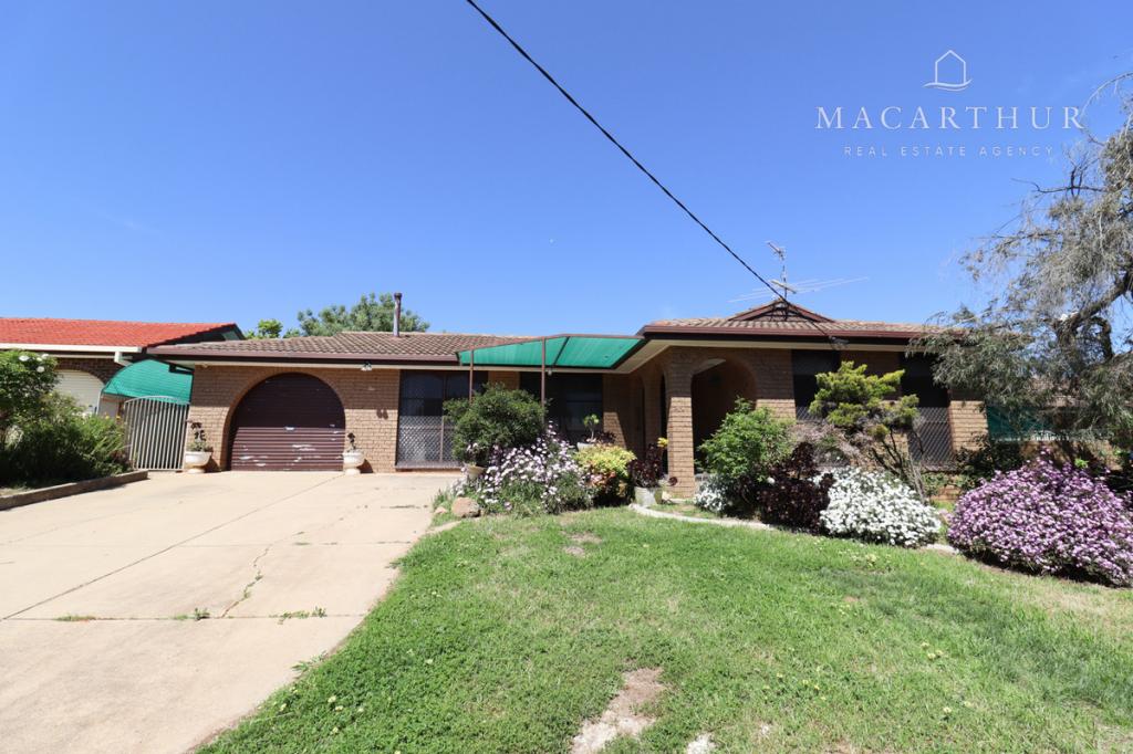 10 Bavaria St, Tolland, NSW 2650