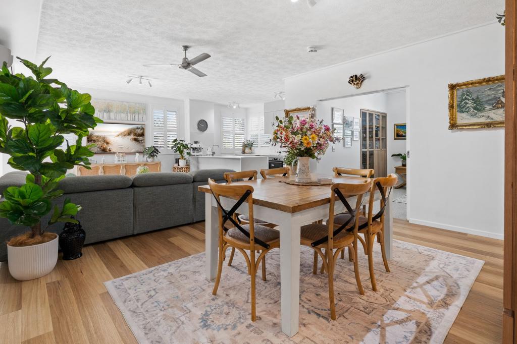 127/64 Sickle Ave, Hope Island, QLD 4212
