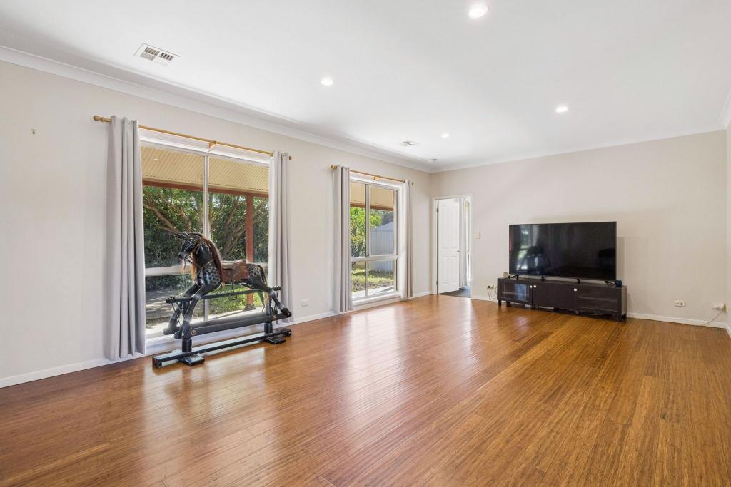 1 CHAROLAIS PL, MURRUMBATEMAN, NSW 2582