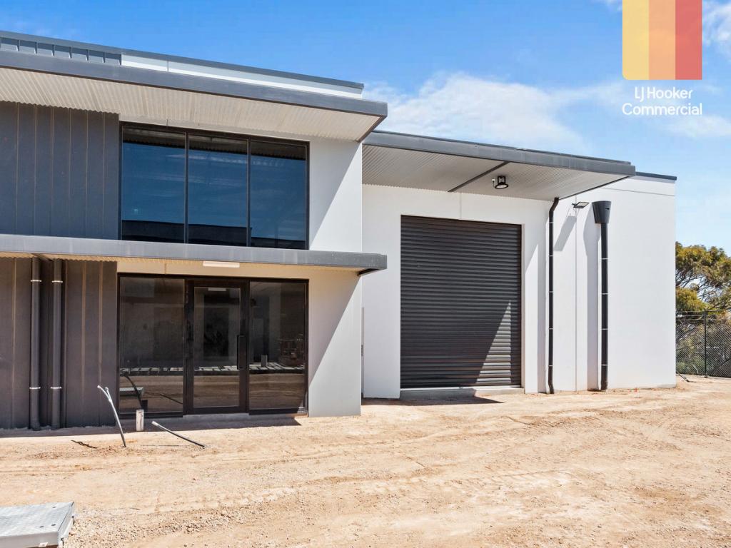 27 Waddikee Rd, Lonsdale, SA 5160