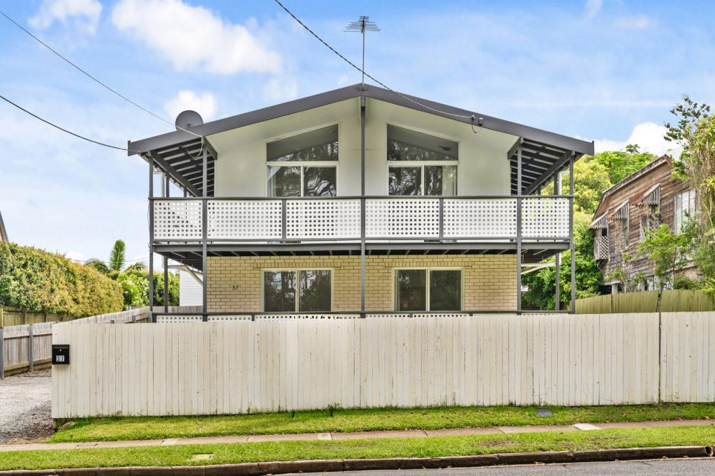 37 Deagon St, Sandgate, QLD 4017