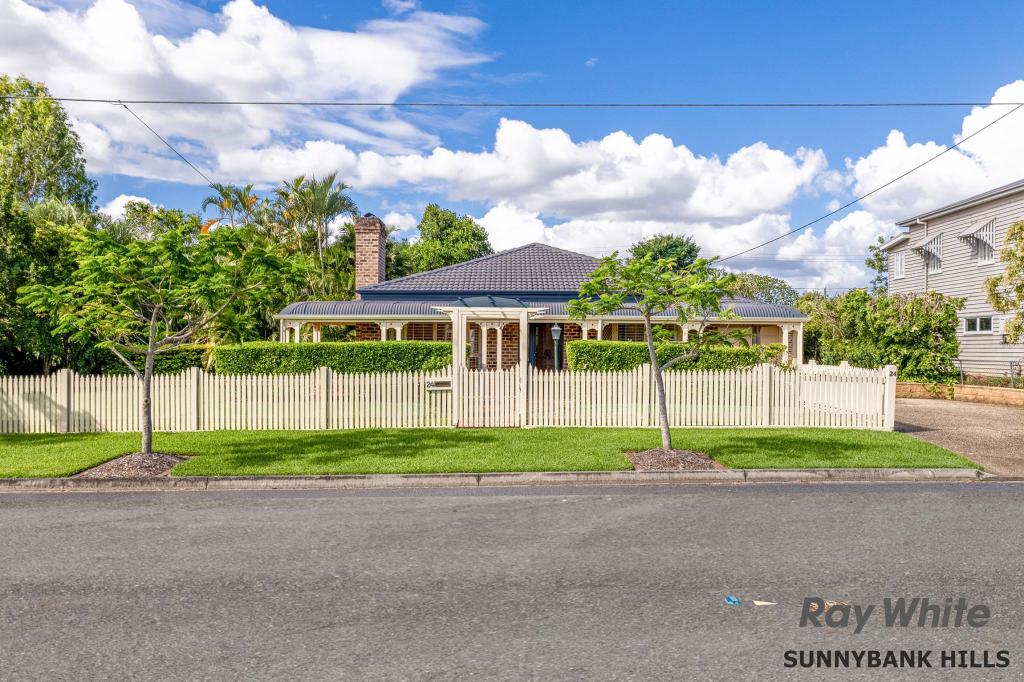 24 Dan St, Graceville, QLD 4075