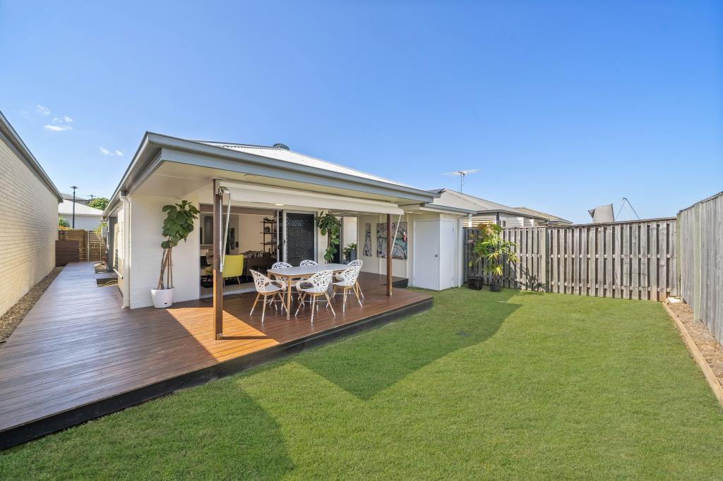 93 Glass House Cct, Kallangur, QLD 4503