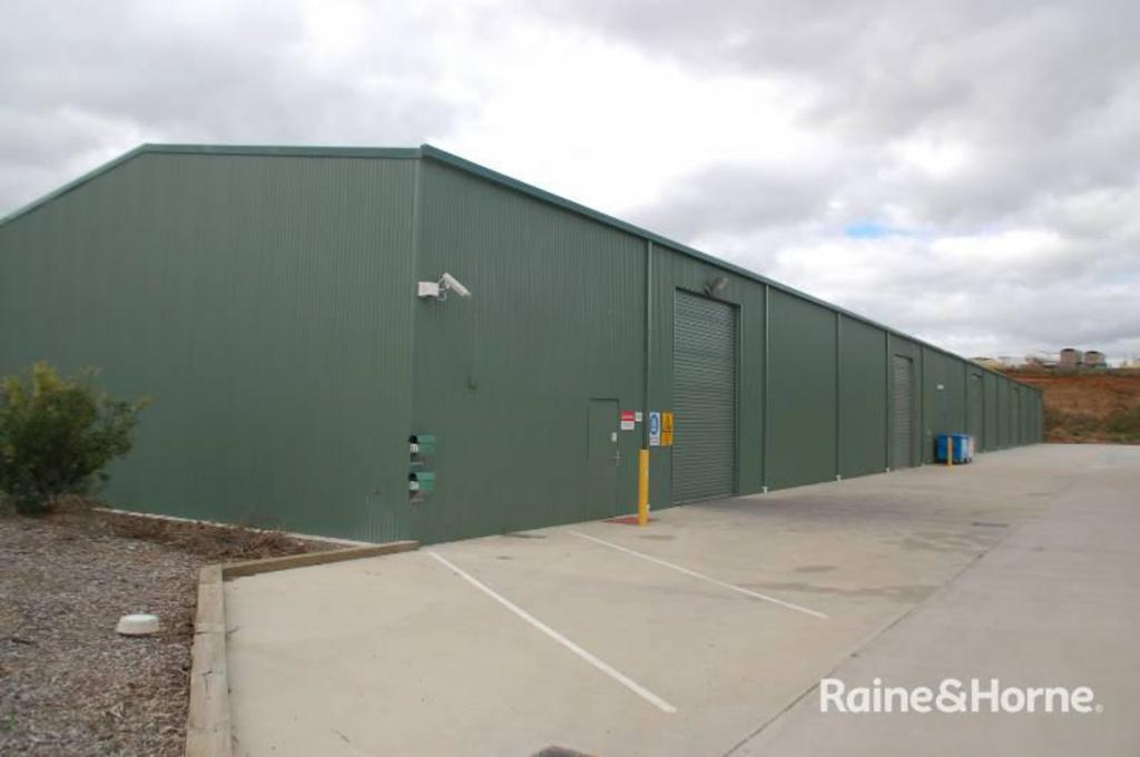 Shed D, 52 Lee St, Kelso, NSW 2795