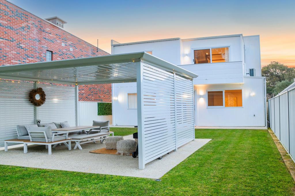 2/10 Martingale Dr, Dunsborough, WA 6281