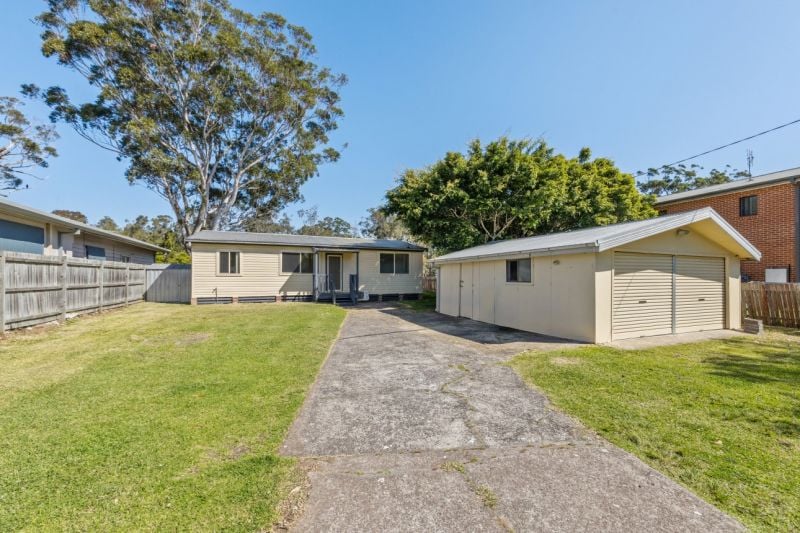 40 Geoffrey Rd, Chittaway Point, NSW 2261