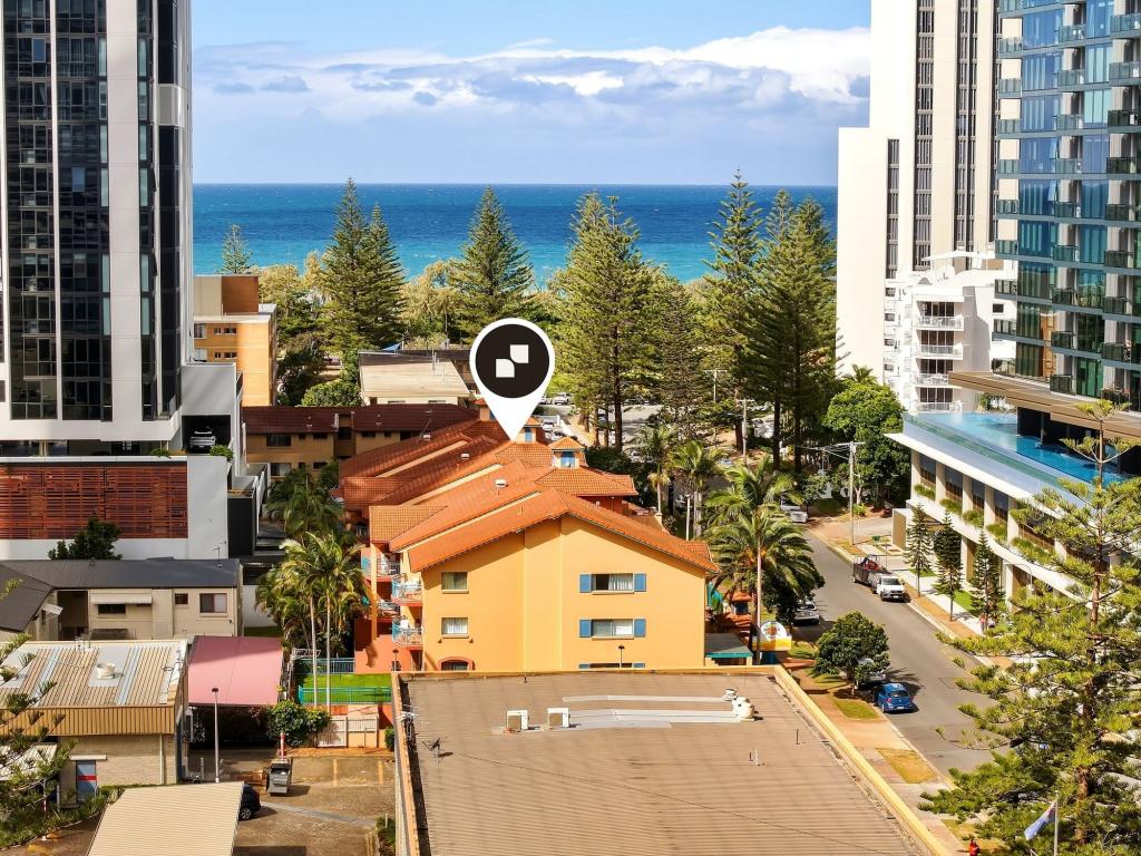 28/11-17 Philip Ave, Broadbeach, QLD 4218