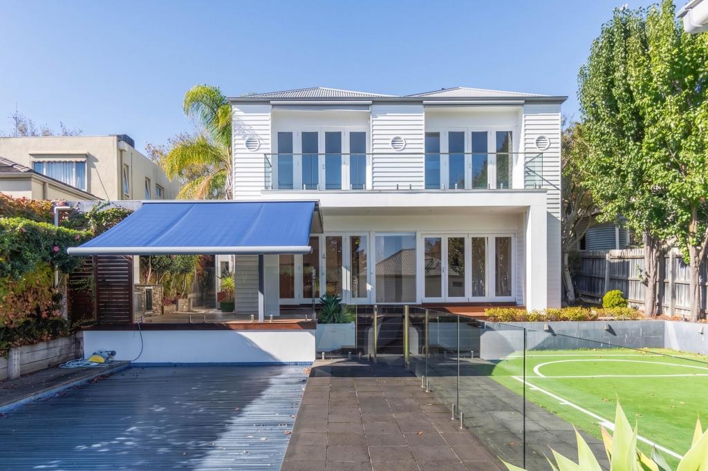 25 Highfield Rd, Canterbury, VIC 3126