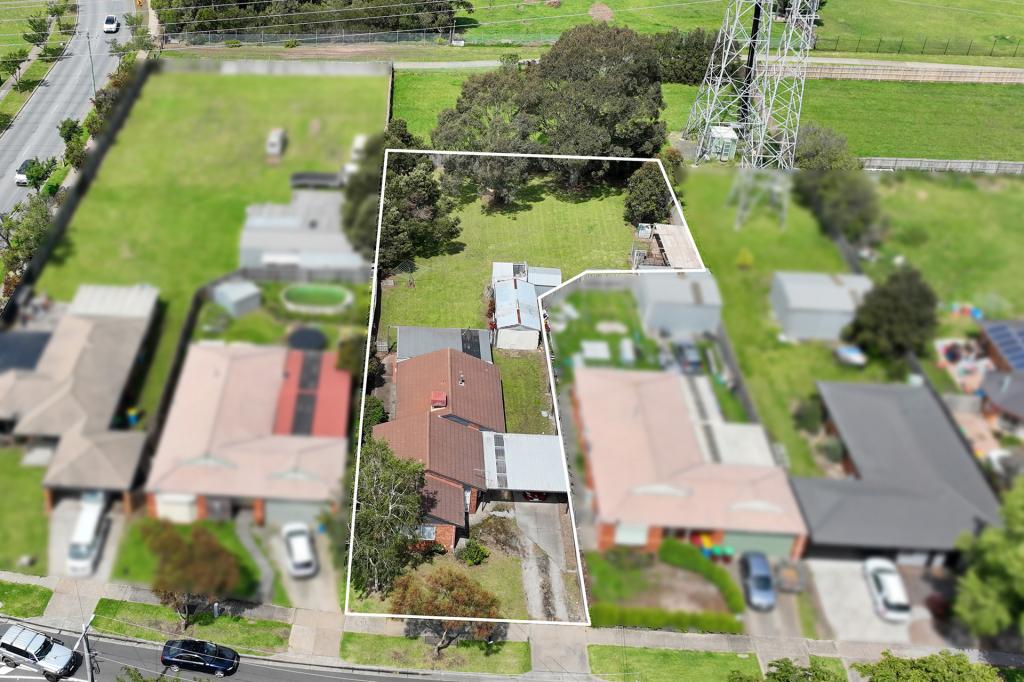 26 Raisell Rd, Cranbourne West, VIC 3977