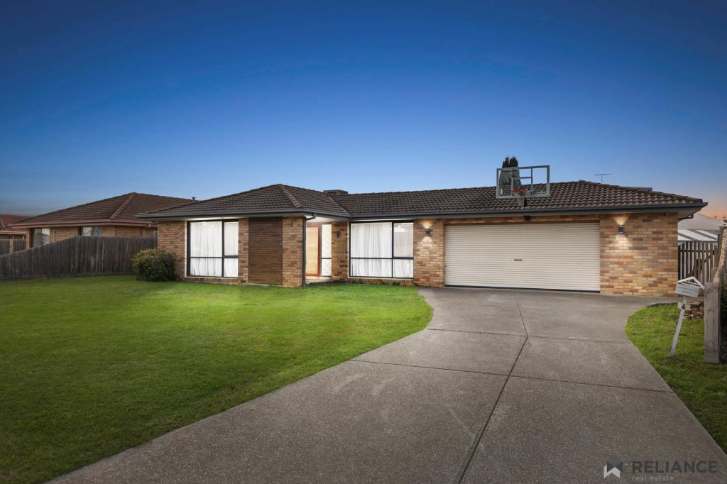 4 Rolland Ct, Brookfield, VIC 3338