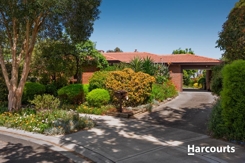 4 Kirkfell Ct, Berwick, VIC 3806