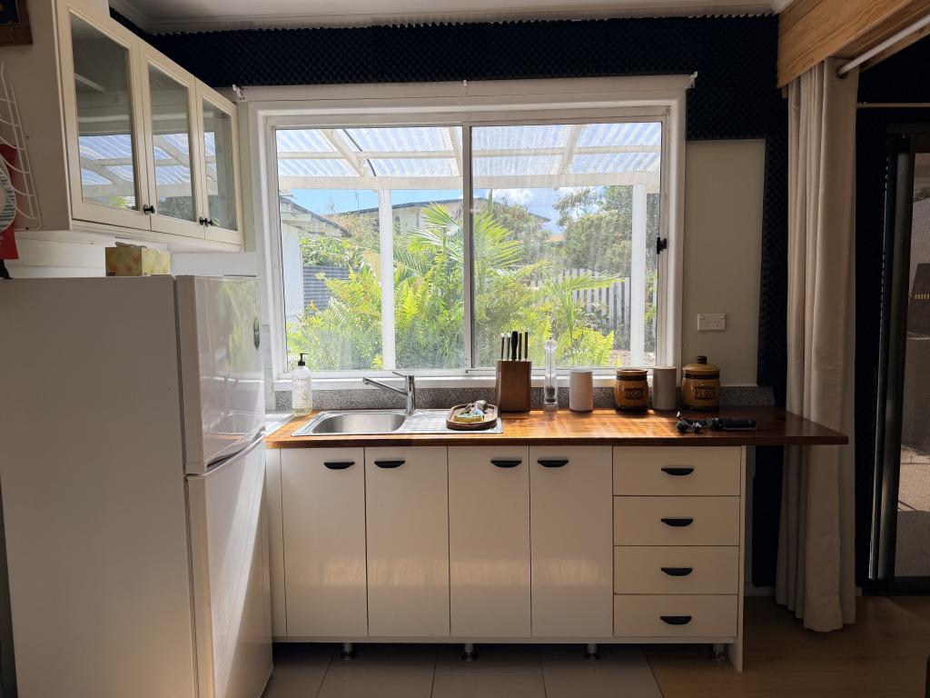 Contact Agent For Address, Pialba, QLD 4655