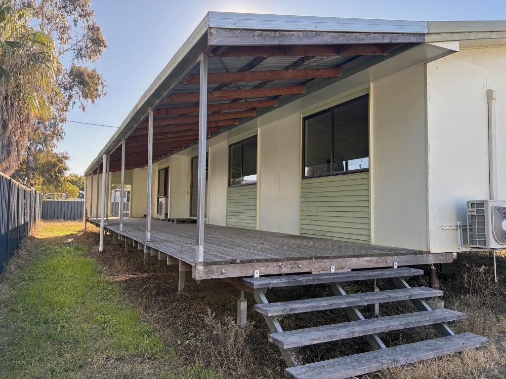 35 Hutton St, Injune, QLD 4454