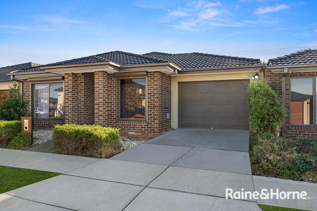 28 Lace Monitor Cct, Clyde North, VIC 3978