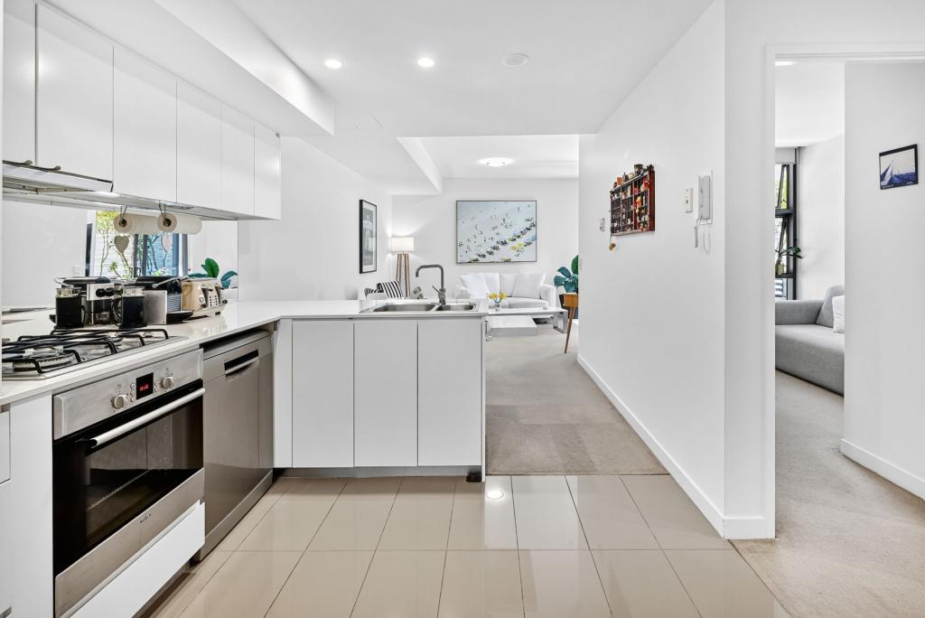 1001/438 Marine Pde, Biggera Waters, QLD 4216