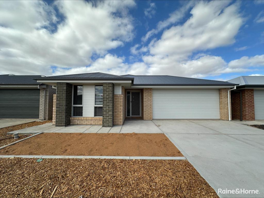 29 Goderich St, Munno Para Downs, SA 5115