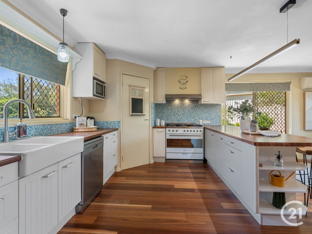 58 Fawkner Cres, Barellan Point, QLD 4306