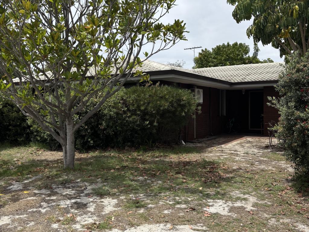 1 Tyrant Cl, Willetton, WA 6155