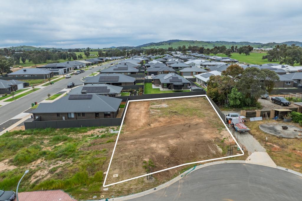 5 Wallaby Ct, Thurgoona, NSW 2640