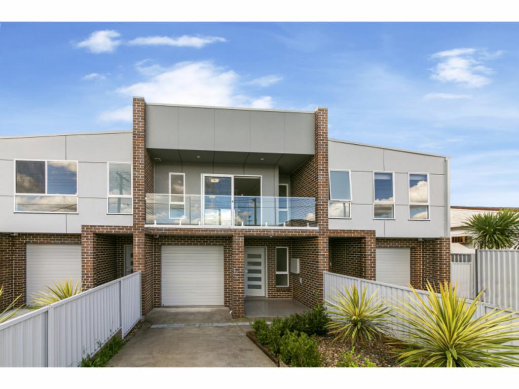 17A WARIALDA ST, MERRYLANDS WEST, NSW 2160