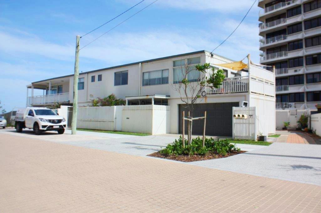 2/2 Wharf Rd, Surfers Paradise, QLD 4217