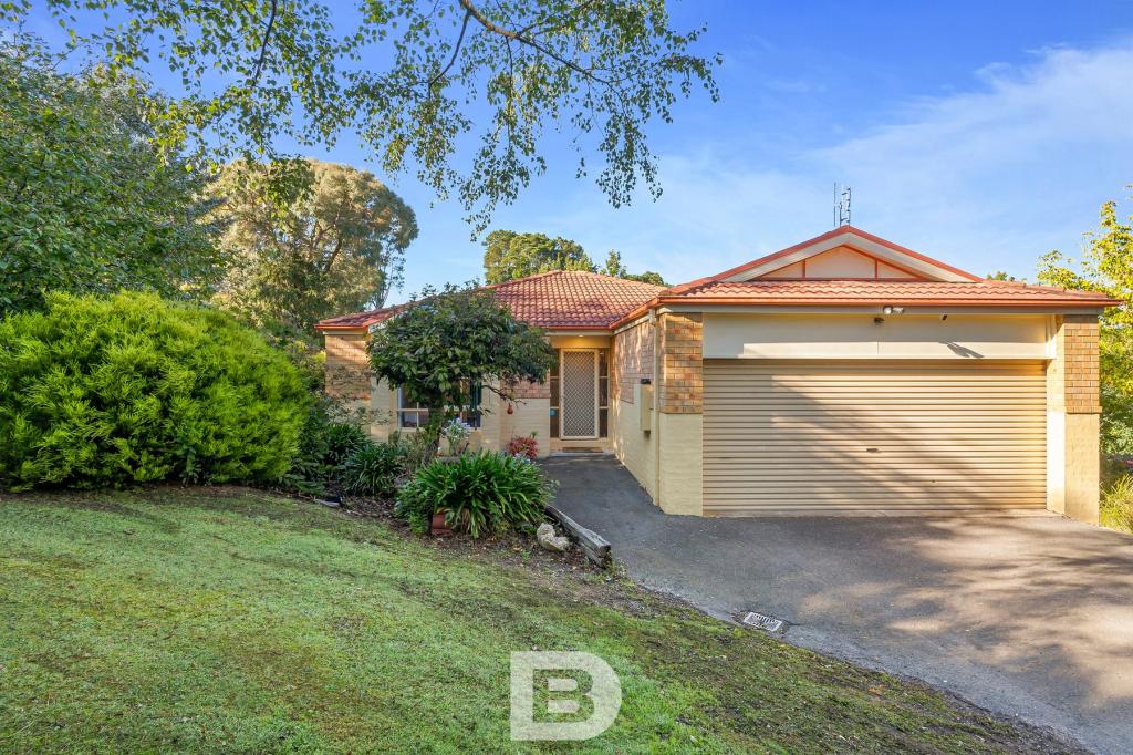 32 Corinella Rd, Woodend, VIC 3442