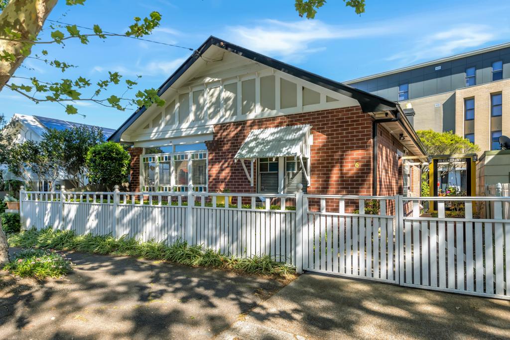 6 Dawson St, Cooks Hill, NSW 2300