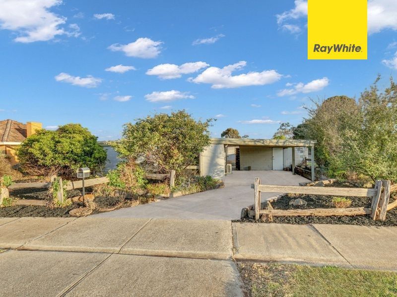 3 Kingsford Ave, Melton South, VIC 3338