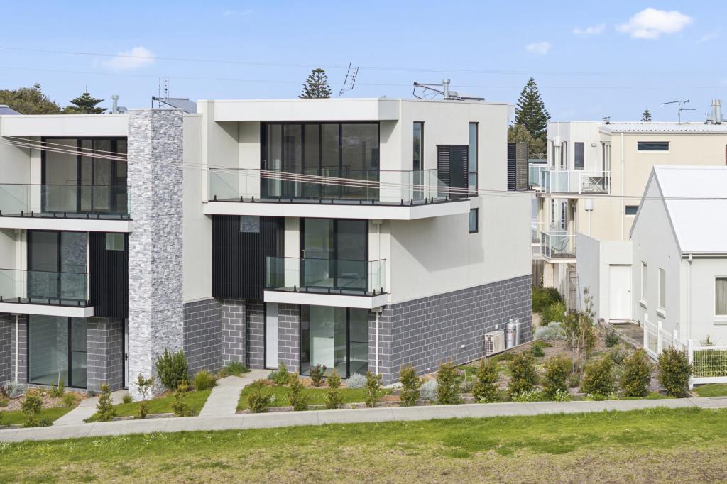 Townhouse 1/24-26 Great Ocean Rd, Apollo Bay, VIC 3233