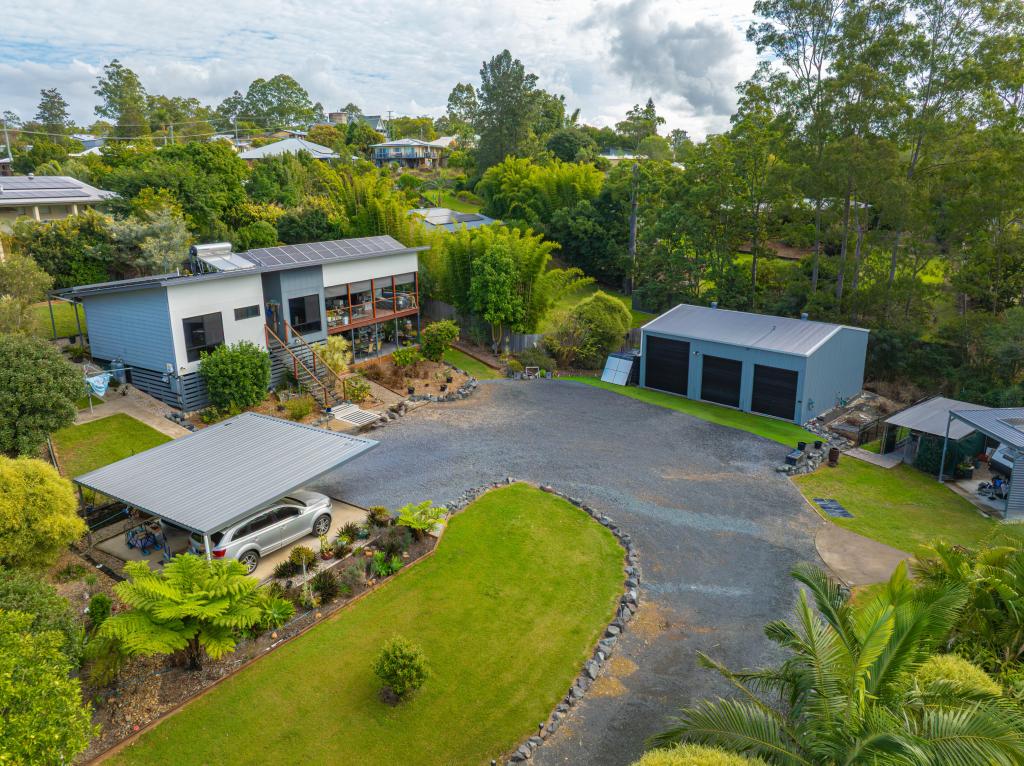 10 ROSE RD, SOUTHSIDE, QLD 4570