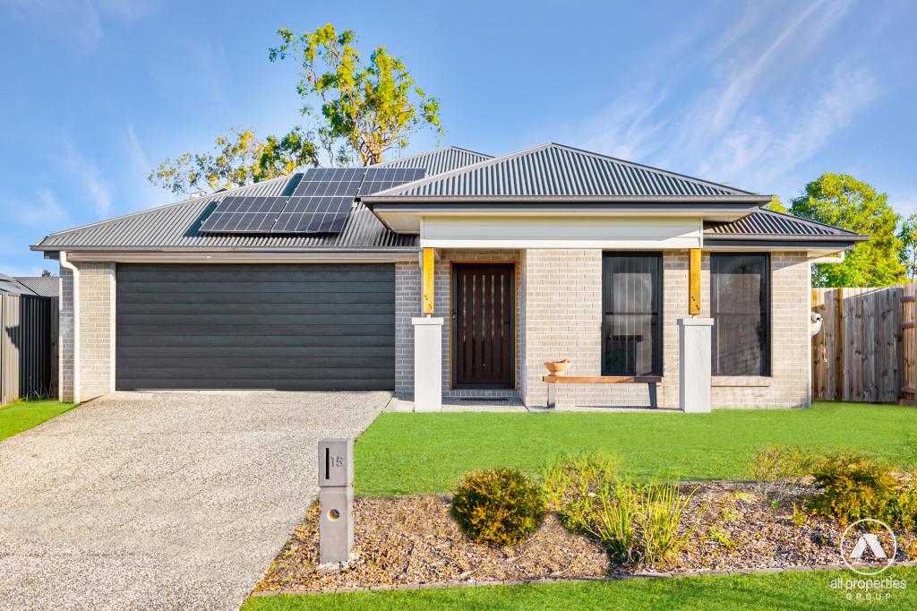 15 William Cl, Park Ridge, QLD 4125