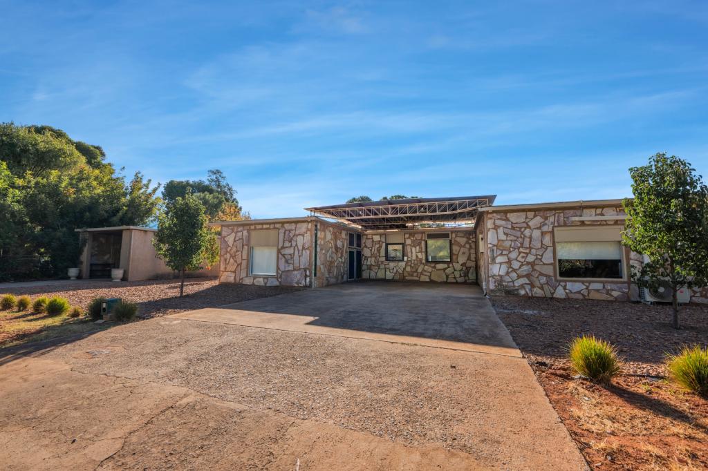 1 Graf St, Condobolin, NSW 2877