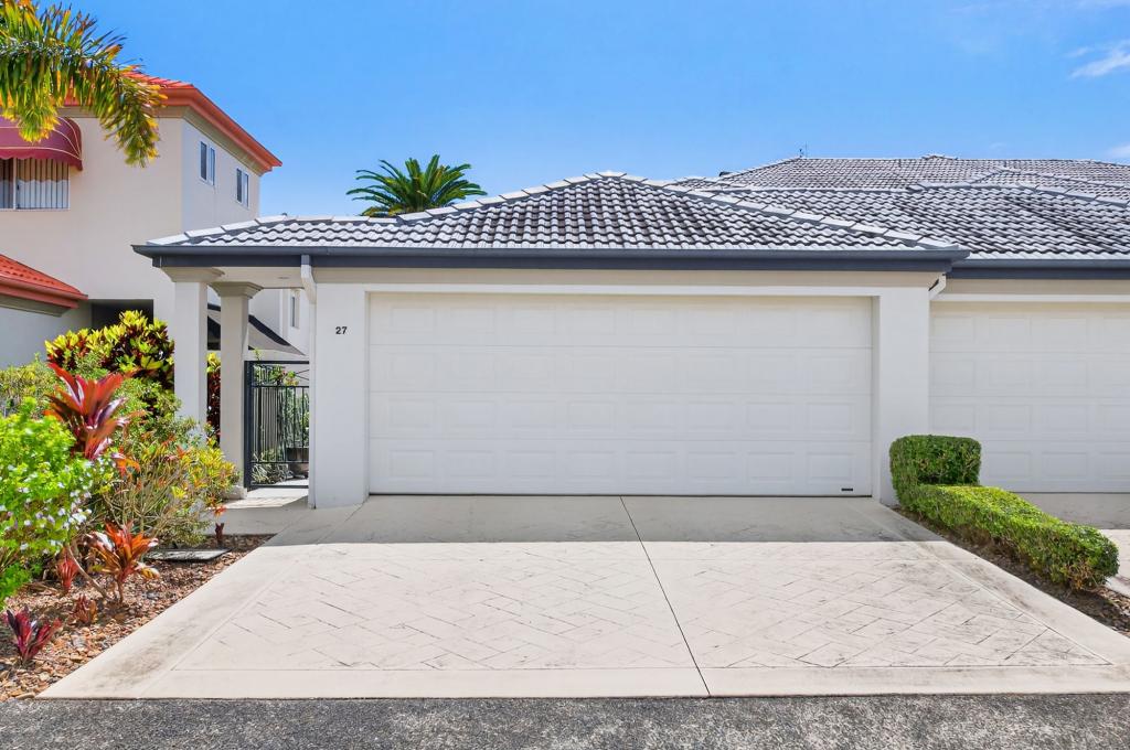27/2 BRONBERG CT, SOUTHPORT, QLD 4215