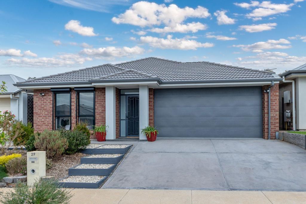 29 Clarence St, Mount Barker, SA 5251