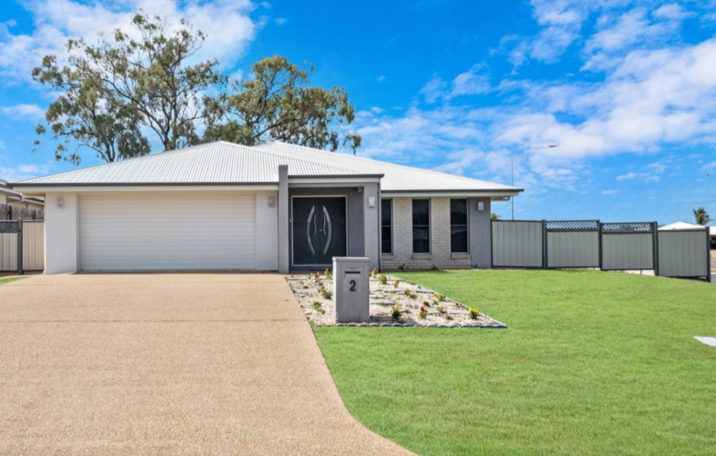 2 Messmate Ct, Norman Gardens, QLD 4701