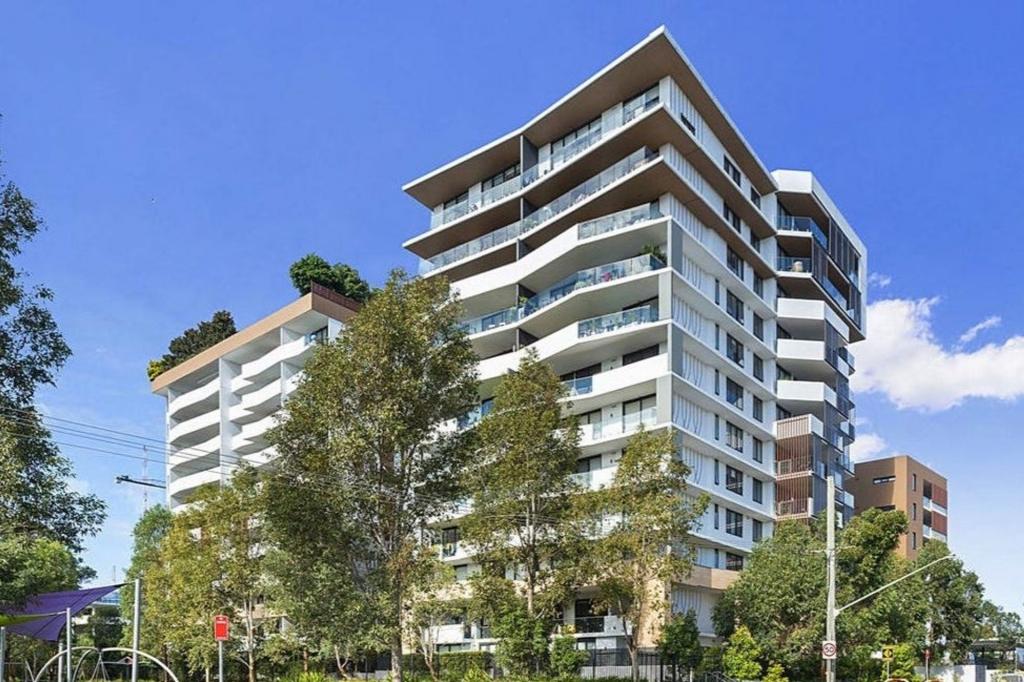 215/100 Fairway Dr, Norwest, NSW 2153