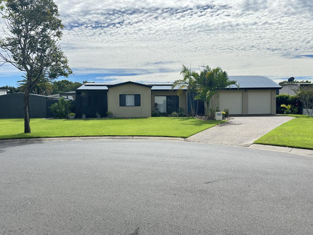 11 Wave Ct, Toogoom, QLD 4655