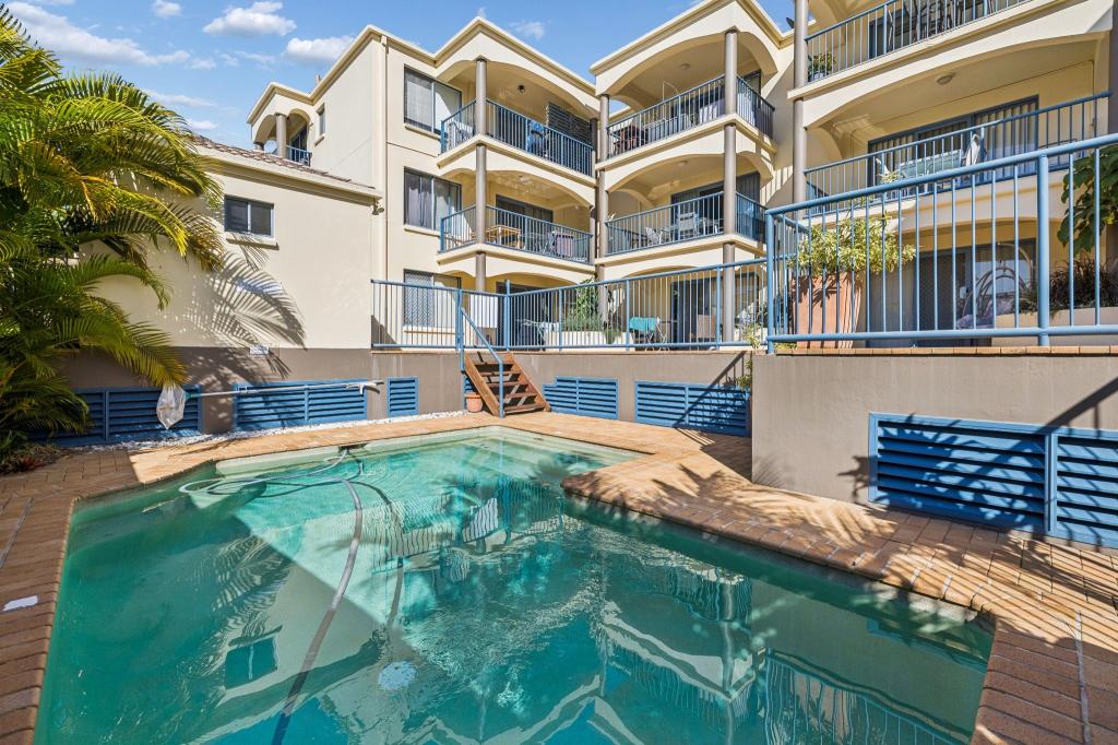 6/103-105 Frank St, Labrador, QLD 4215