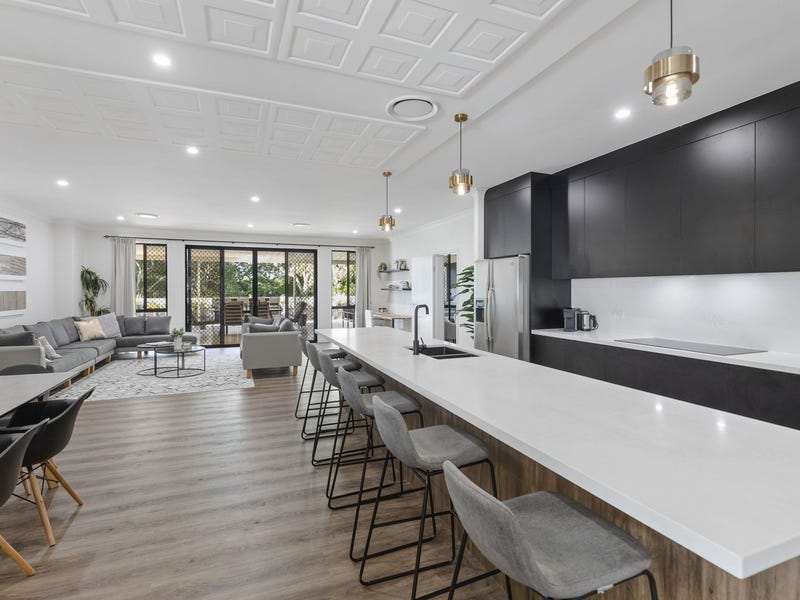 Unit 3a/430 Esplanade, Torquay, QLD 4655