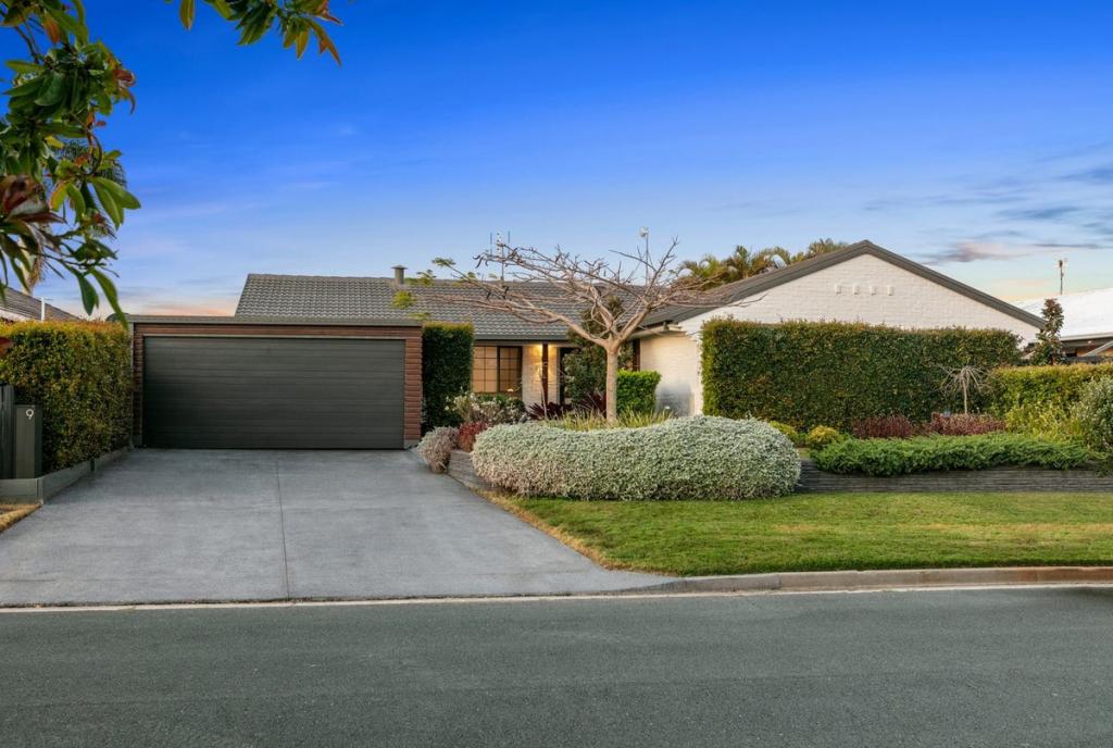 9 Currong St, Minyama, QLD 4575