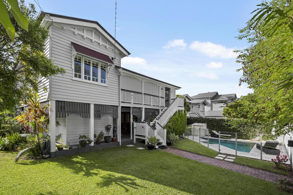 53 Finsbury St, Newmarket, QLD 4051