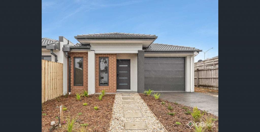 35b Chardonny Dr, Skye, VIC 3977