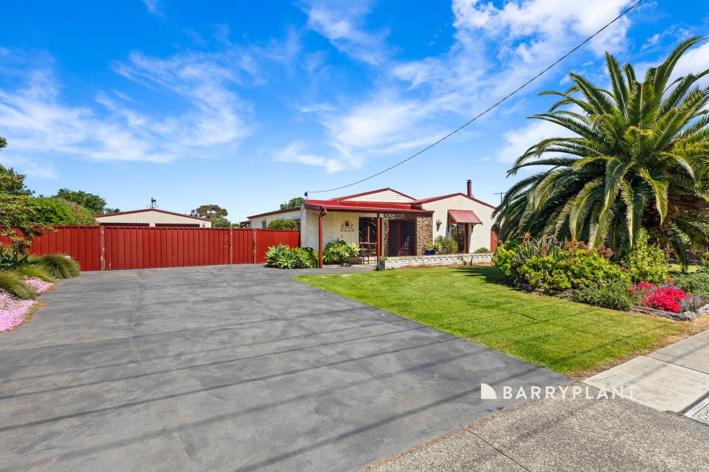 28 Huon Park Rd, Cranbourne North, VIC 3977