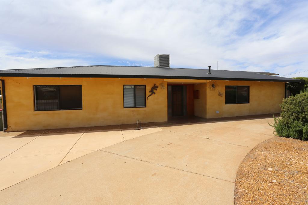 16 Sturt Pea Cres, Kambalda West, WA 6442