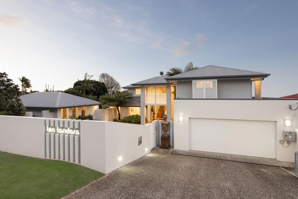 10 TANDARA ST, BUDERIM, QLD 4556