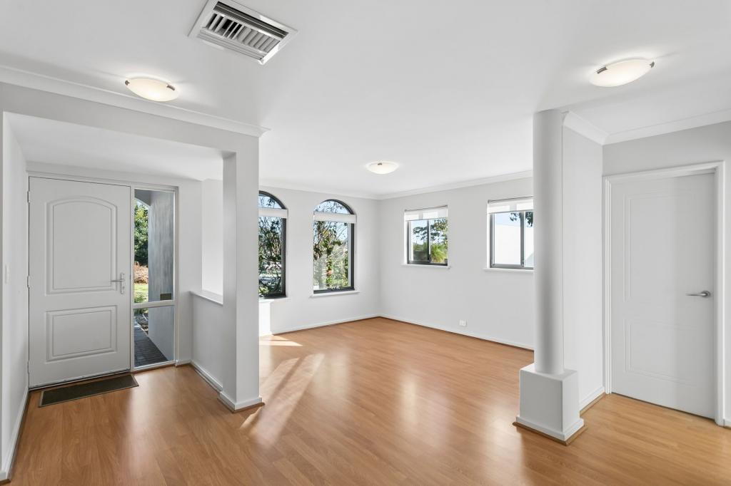 2/46 GLENELG AVE, WEMBLEY DOWNS, WA 6019