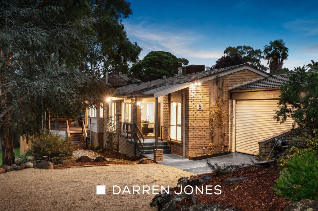 5 Walnut Rd, Greensborough, VIC 3088