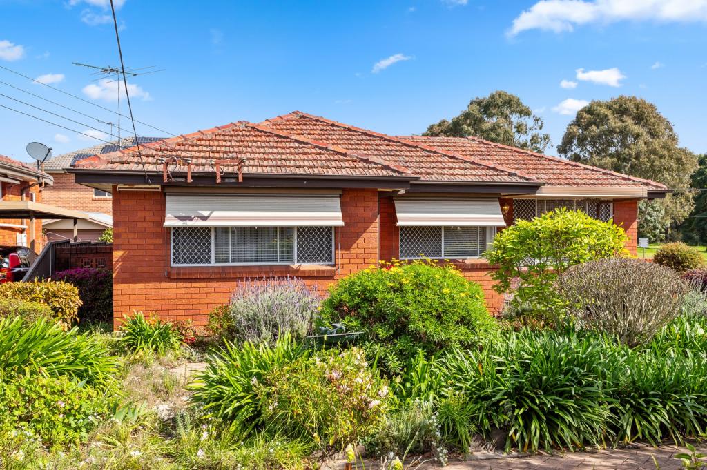 70 Grantham Rd, Seven Hills, NSW 2147