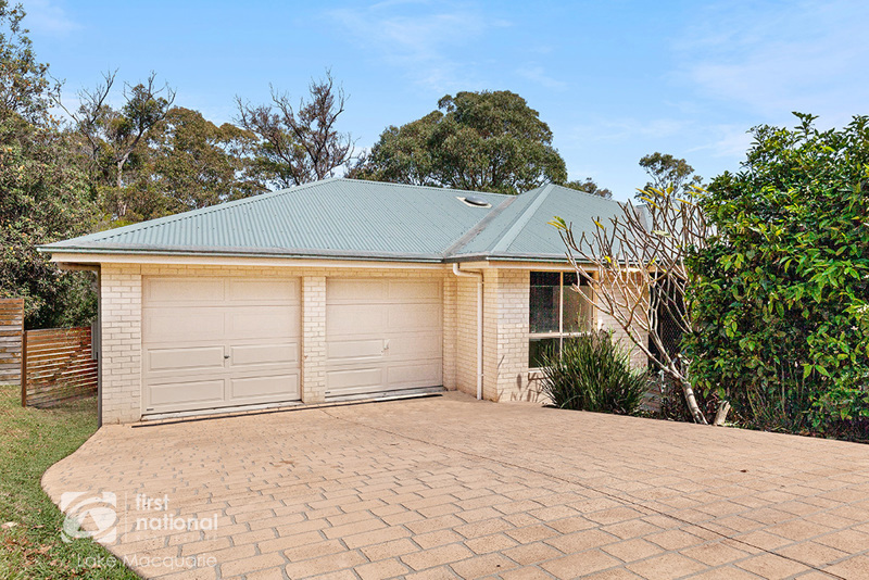 4 Vostok Cove, Cameron Park, NSW 2285