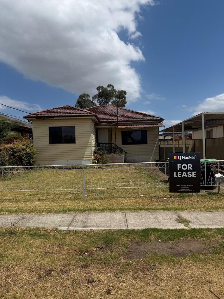 33 Richardson St, Fairfield, NSW 2165